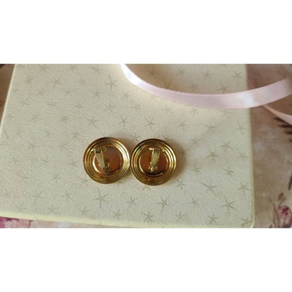 Circular Peach Enamel Clip-on Earrings - Picture 10 of 10